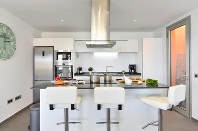 Una cocina o zona de cocina en Top Salobre Villas by VillaGranCanaria