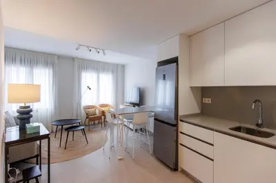 Una cocina o zona de cocina en Apartamento en el barrio de Triana V76