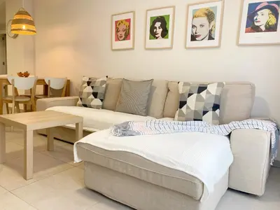 Zona de estar de Stylish family flat by Canary365