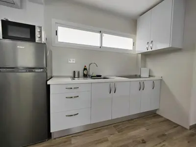 Una cocina o zona de cocina en The Sound Of Ocean Waves