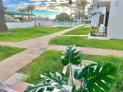 Jardín al aire libre en Los Balandros 117 by SunHousesCanarias