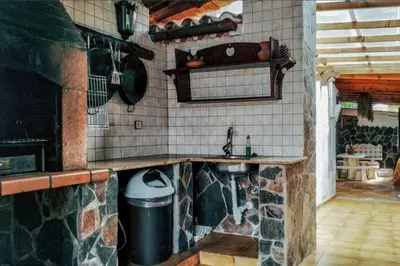 Una cocina o zona de cocina en Casa El Moral