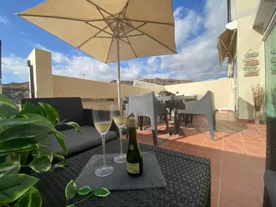 Bebidas en Modern family home near the pool with private jacuzzi