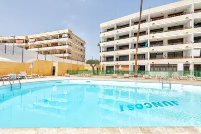 Piscina en o cerca de Airbnb cerca de la playa