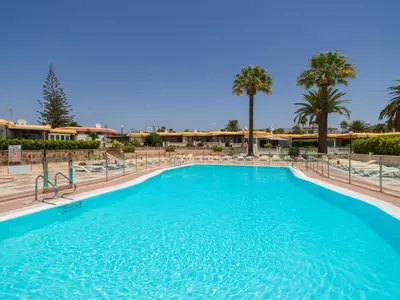 Piscina en o cerca de Bungalow en Playa del Inglés