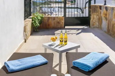 Bebidas en Casa LINC - Renovated Apt Close to Center and Beach