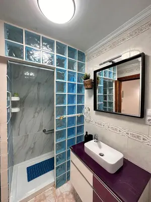 Un baño de Ocean Views - Beach Apartment