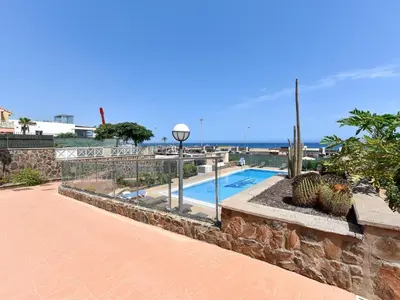 Piscina en o cerca de Chalet in Playa del Inglés near Maspalomas Dunes