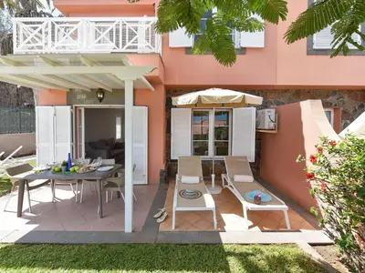 Un patio o zona al aire libre en Chalet in Playa del Inglés near Maspalomas Dunes