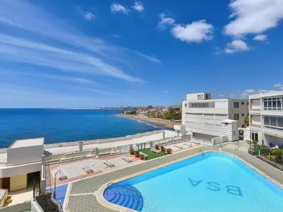 Piscina en o cerca de Nice apartment with balcony