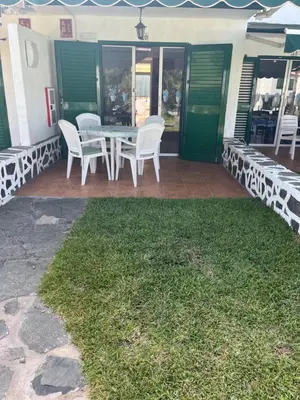 Un patio o zona al aire libre en Bungalow Carmen