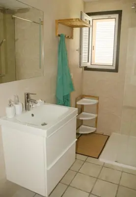 Un baño de Mikasuite