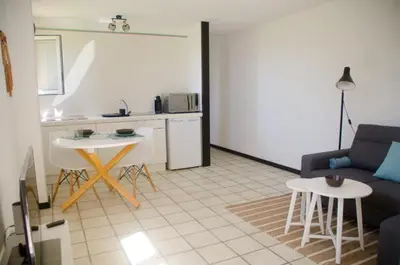Una cocina o zona de cocina en Mikasuite