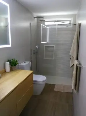 Un baño de Serene House in Playa del Hombre