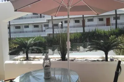 Plano de Vacaciones al sol San Agustin con piscina y WIFI