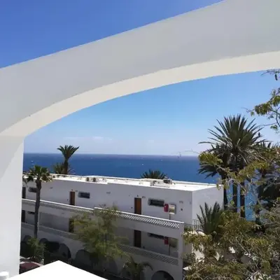 Vacaciones al sol San Agustin con piscina y WIFI