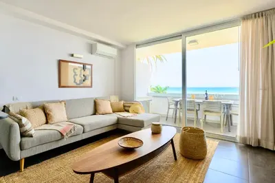 Zona de estar de Charming 2 Bedroom Retreat with Beachfront Views