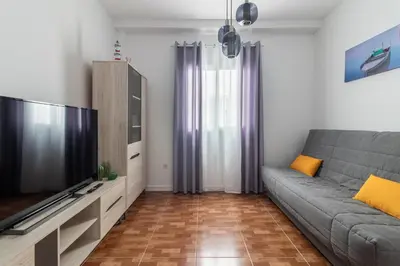 Una televisión o centro de entretenimiento en La Herradura