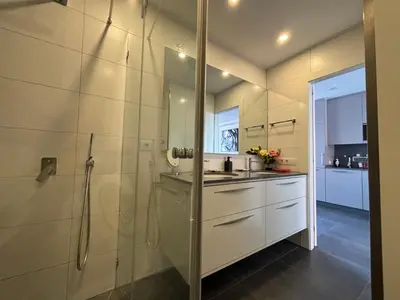Una cocina o zona de cocina en Loris Home playa ingles 50mt from Yumbo by luca properties gran canaria