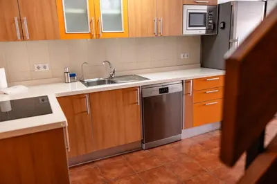 Una cocina o zona de cocina en Deluxe Las Marinas Beach - by Gestión Vacacional Canarias