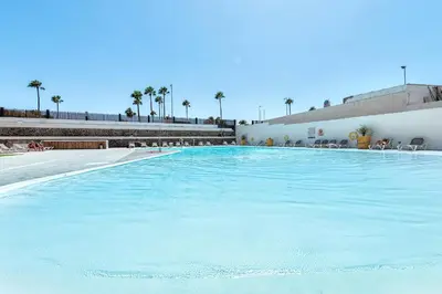 Piscina en o cerca de Apartamento céntrico en Playa Del Inglés