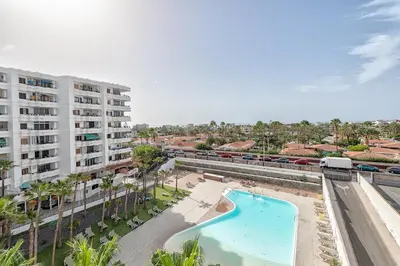 Piscina en o cerca de Apartamento céntrico en Playa Del Inglés