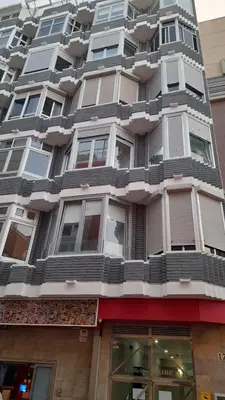 Edificio en el que se encuentra el apartamento