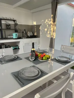 Una cocina o zona de cocina en Bungalow 