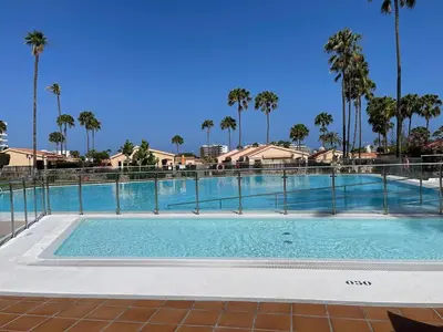 Piscina en o cerca de Bungalow near Yumbo