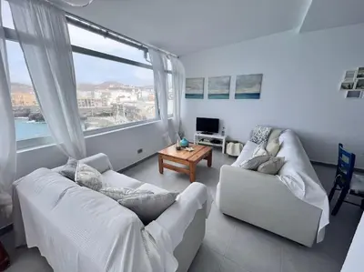 Zona de estar de Canteras, La Puntilla, Casa de playa sobre el mar