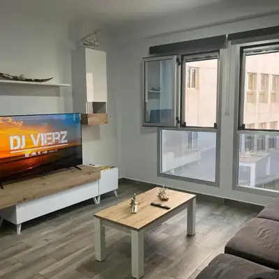 Acogedor apartamento con piscina yedae