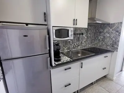 Una cocina o zona de cocina en Mirador 30 Sea View By Pride Holiday Rentals