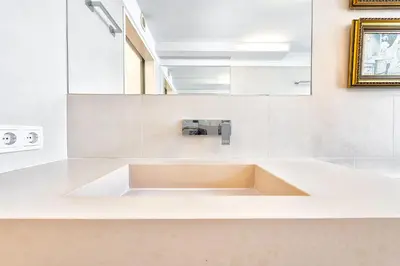 Un baño de Luxury First Line Apartment.