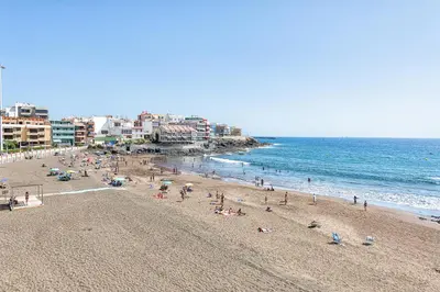 Playa de o cerca de este apartamento