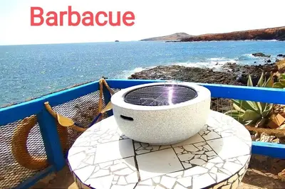 Plano de La casa con terraza privada sobre el mar