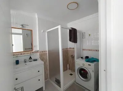 Un baño de Design flat in central place nhere Yumbo
