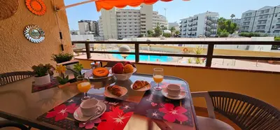 Comida en o cerca de este apartamento