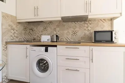 Una cocina o zona de cocina en Sailor studio, 5 min to Jumbo