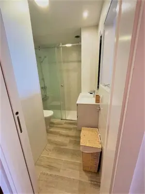 Un baño de Holidays in My Barra Canteras
