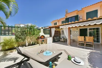 Un balcón o terraza de Los Tinos II 34 by VillaGranCanaria