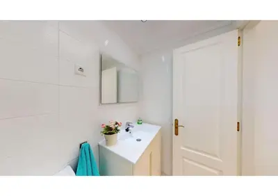 Un baño de Perchel Sport