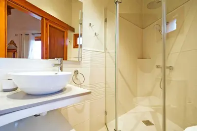 Un baño de La Casa de Arriba