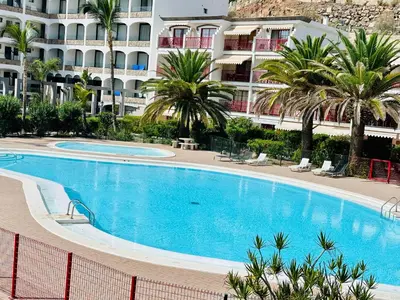 Piscina en o cerca de PLAYA DEL CURA - Spacious Beachside Apartment