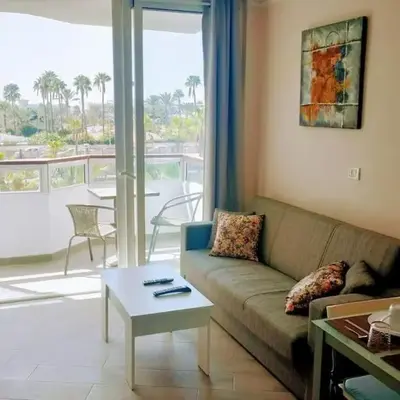 La Palmera 311 by CASAS COCODRILO