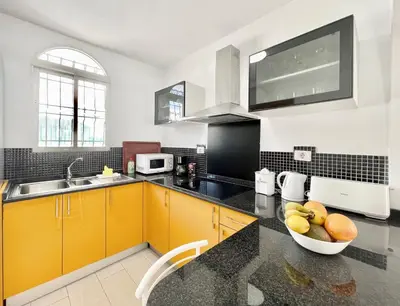 Una cocina o zona de cocina en Sunlight Place Bungalow