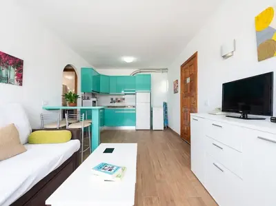 Una cocina o zona de cocina en Casa Ursula - Monsenor Apts