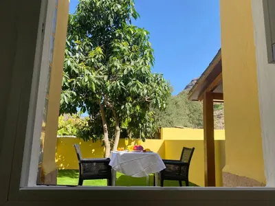 Jardín al aire libre en SUNNY CARMELITO DELUXE