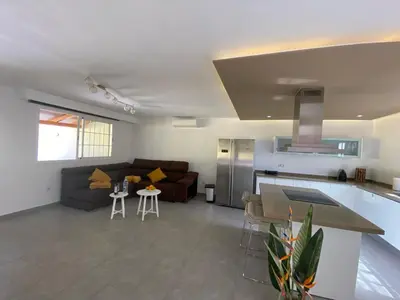 Una cocina o zona de cocina en SUNNY CARMELITO DELUXE