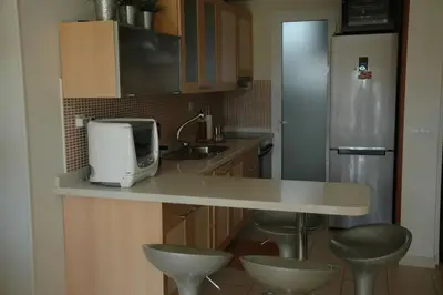 Una cocina o zona de cocina en Alojamiento en el Paraiso