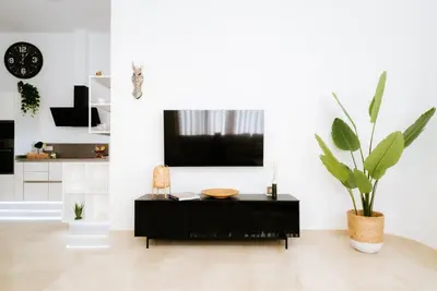 Una televisión o centro de entretenimiento en Dolce Vita Retreat at Salobre Golf